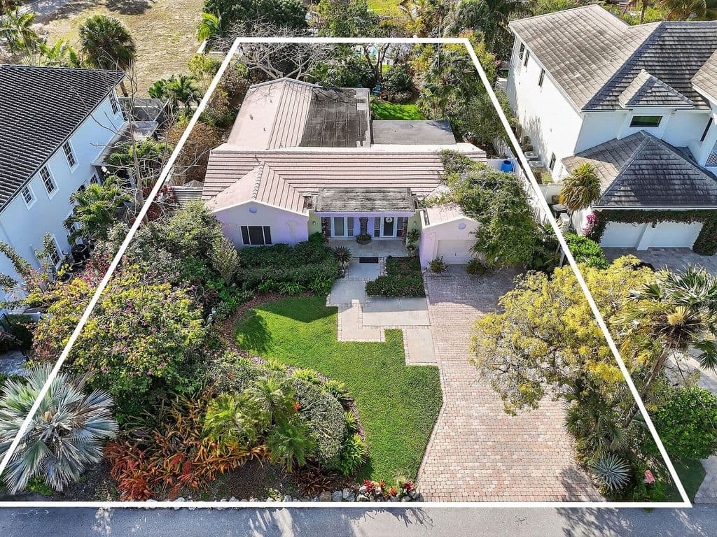 3-bedroom Single-Family Home — 12831 Inshore Drive