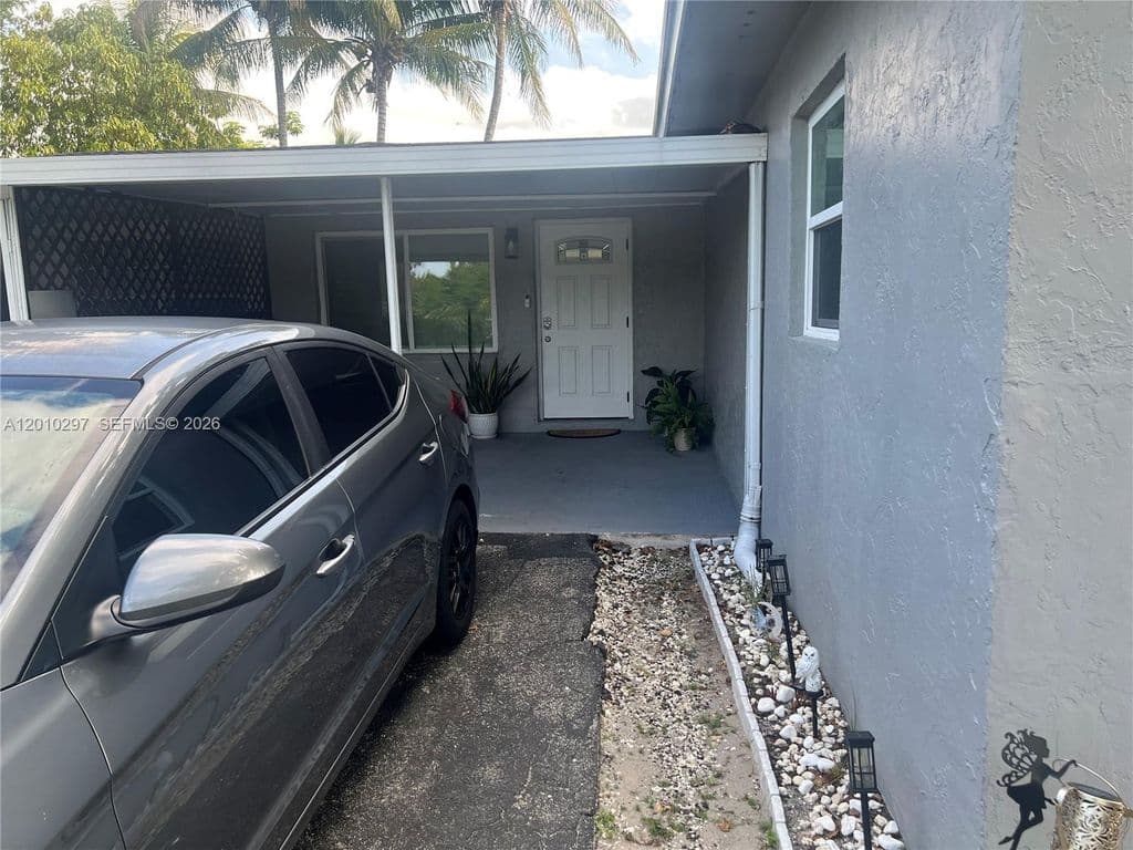 3+1 Müstakil ev — 6742 SW 18th Ct