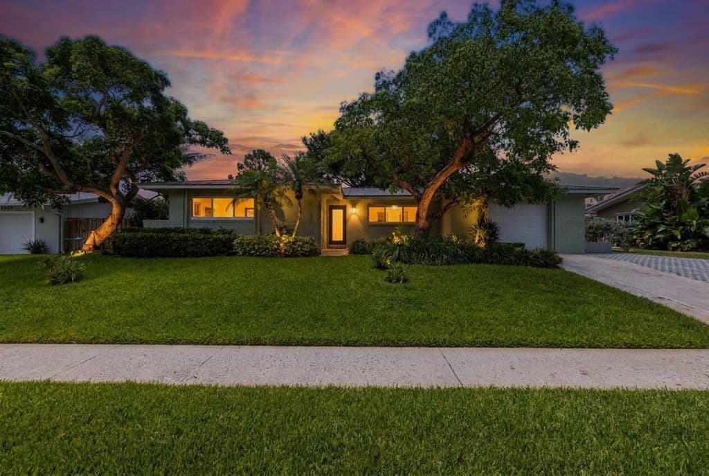3-bedroom Single-Family Home — 1002 SW 1st Street