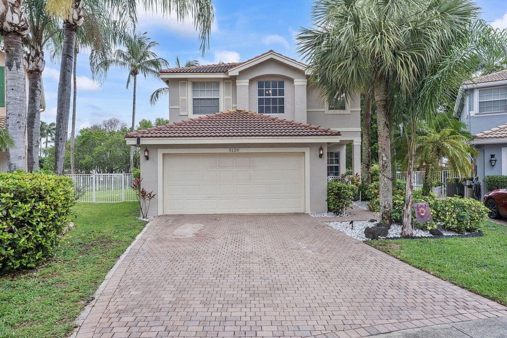 4+1 Müstakil ev — 5120 Crescent Moon Drive