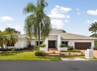 4+1 Müstakil ev — 7400 SW 170th Ter, Palmetto Bay, 33157