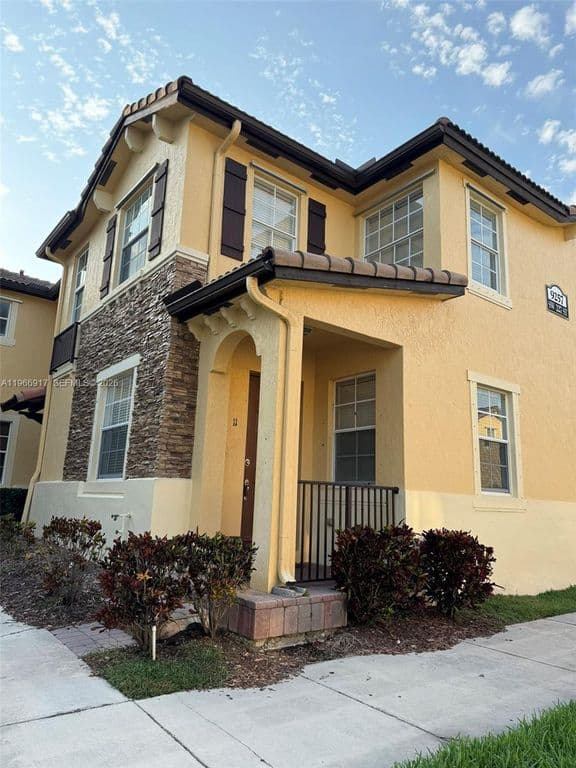 3-bedroom Property — 9257 SW 227th St Unit 11