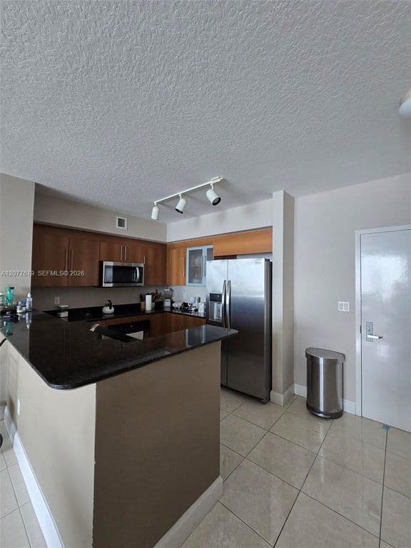 2-bedroom Condo — 325 Biscayne Blvd APT 3115