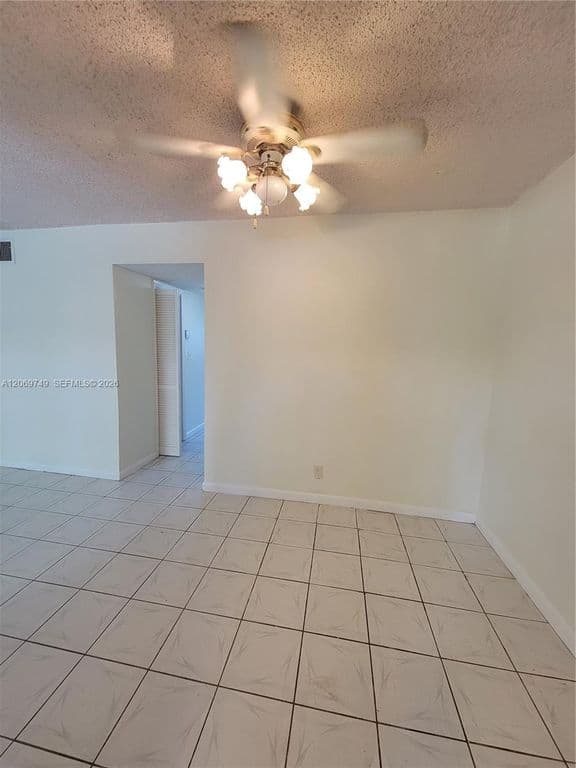 2-bedroom Condo — 1425 Arthur St APT 101A