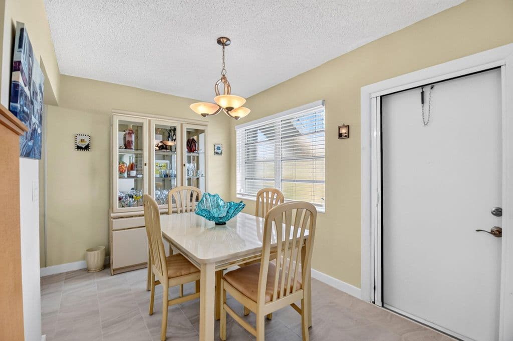 2-bedroom Condo — 2430 S FEDERAL Highway #2