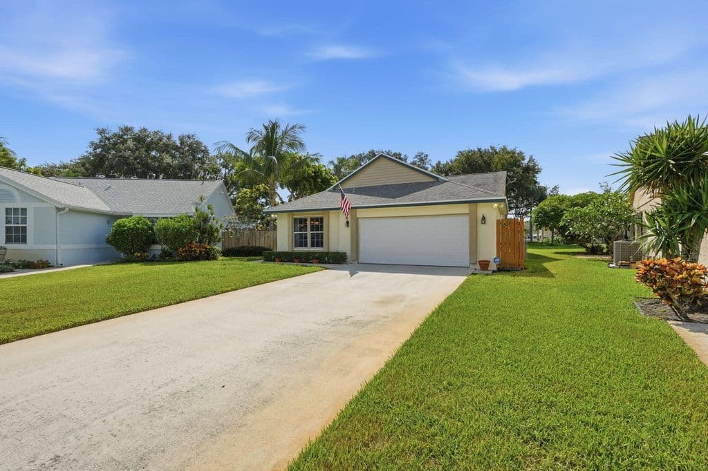 3+1 Müstakil ev — 19 MISTY MEADOW Drive