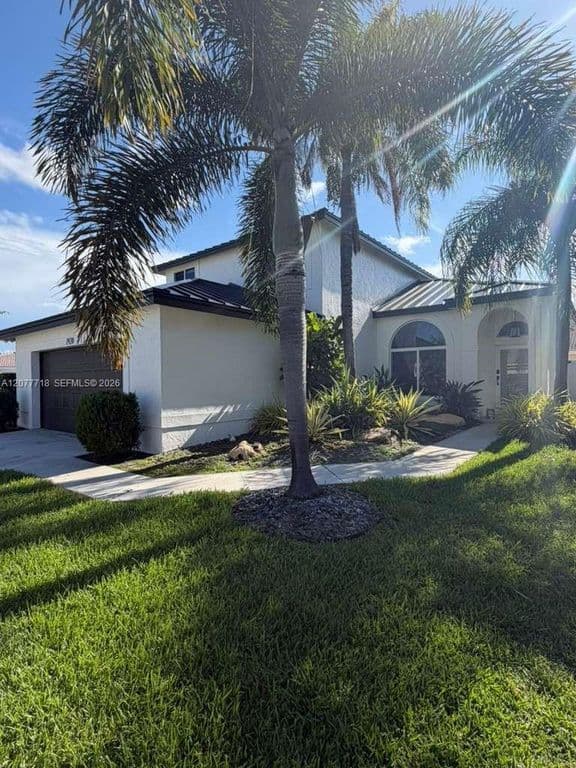 4-bedroom Single-Family Home — 1920 NW 182nd Ter