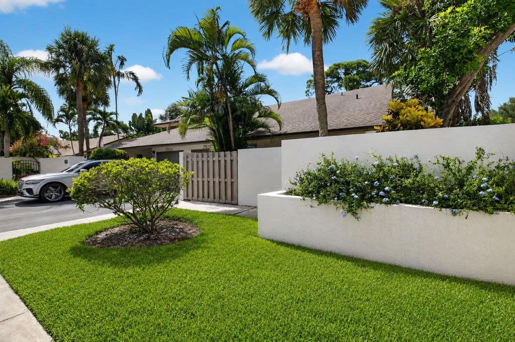 2-bedroom Single-Family Home — 2802 SW 6th Street