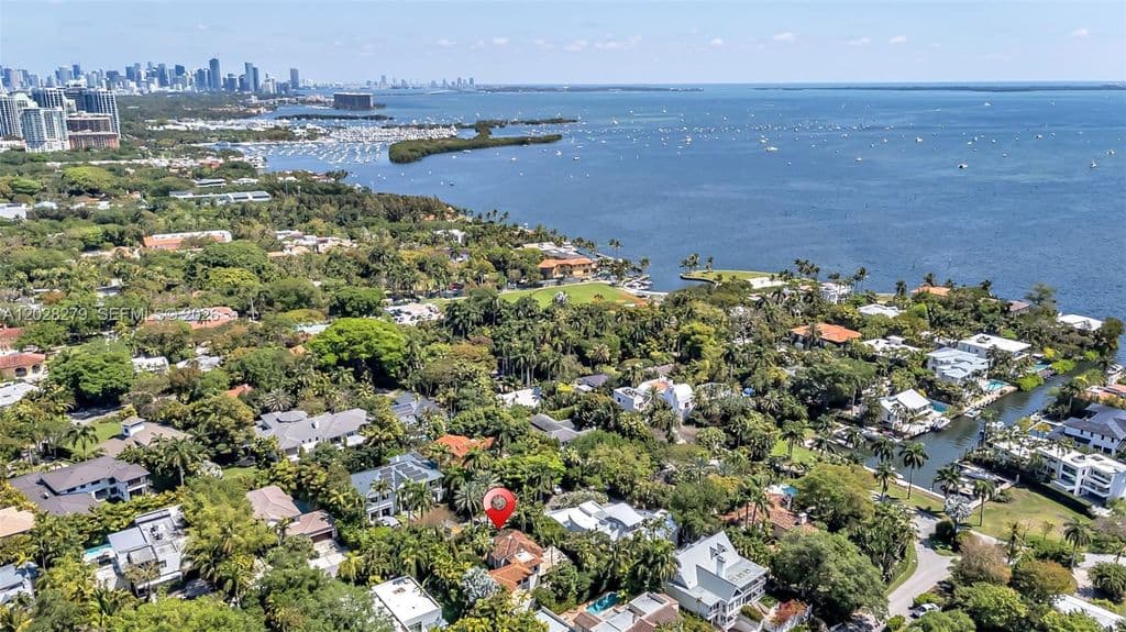 5+1 Müstakil ev — 3462 N Moorings Way