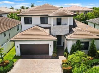 4-bedroom Single-Family Home — 4550 SW 178th Ave, Miramar, 33029
