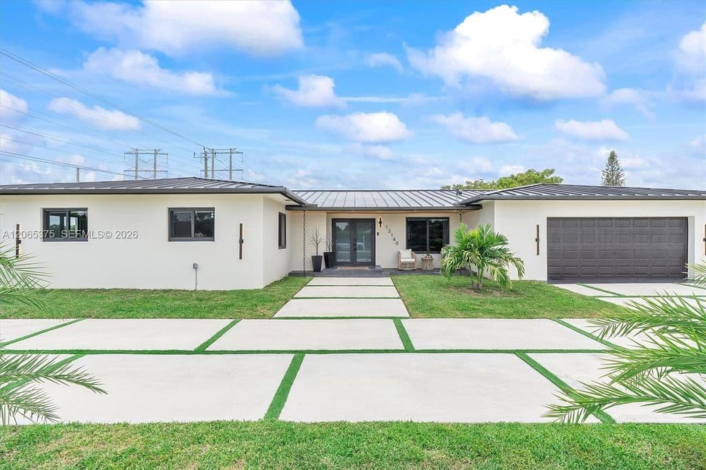 4+1 Müstakil ev — 13140 SW 112th Ave