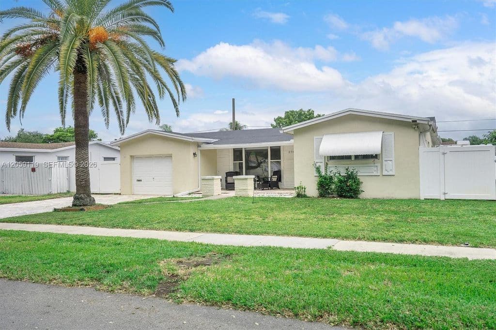 3+1 Müstakil ev — 8963 SW 53rd St