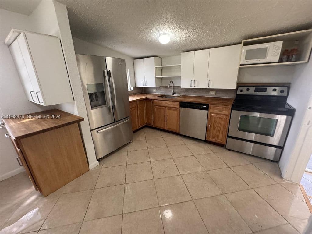 3-bedroom Single-Family Home — 2255 NW 63rd St