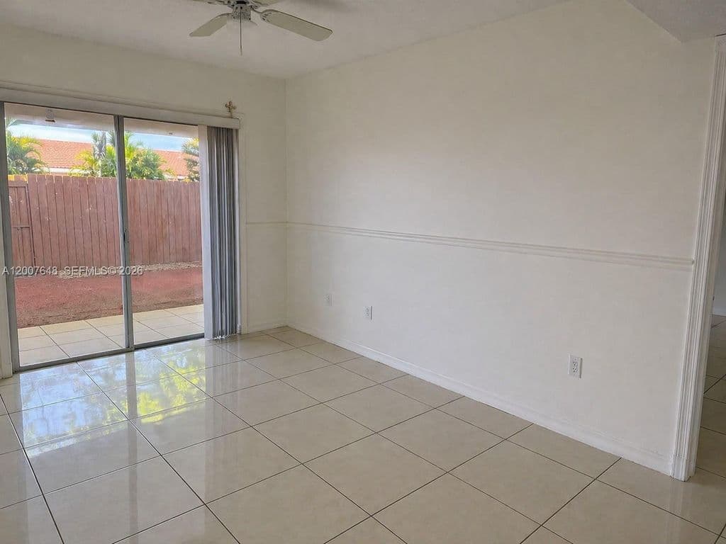 2+1 Condo — 15400 SW 81st Circle Ln APT 1011