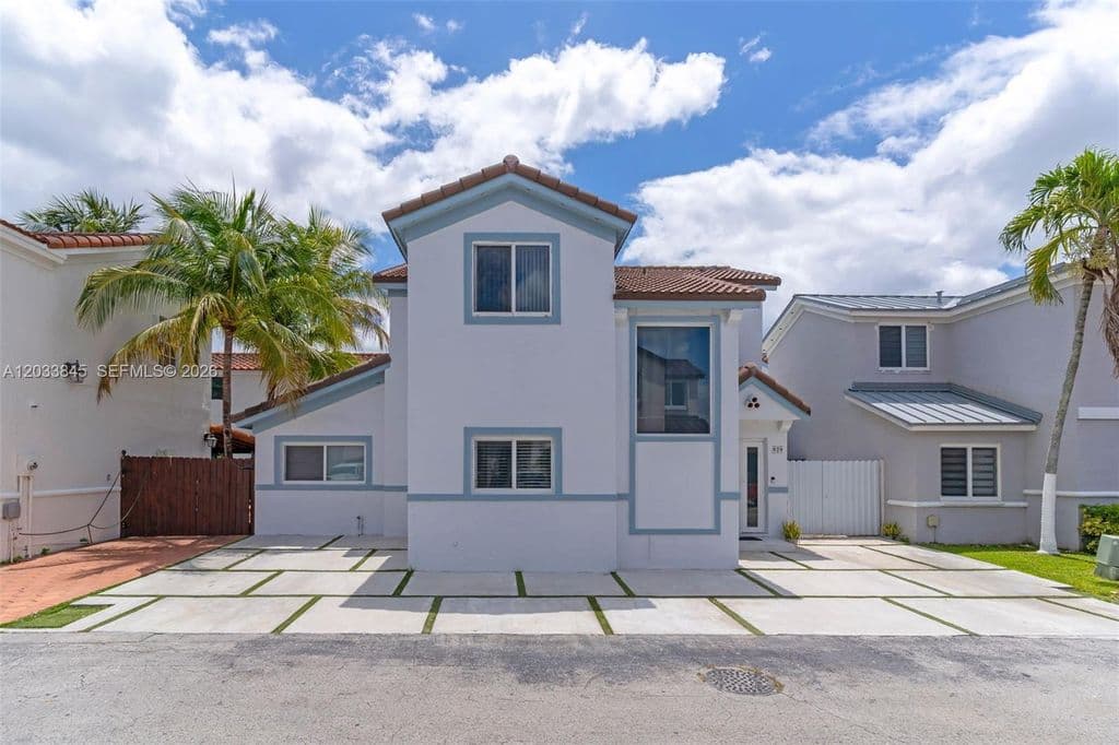 4-bedroom Single-Family Home — 979 NW 126th Path