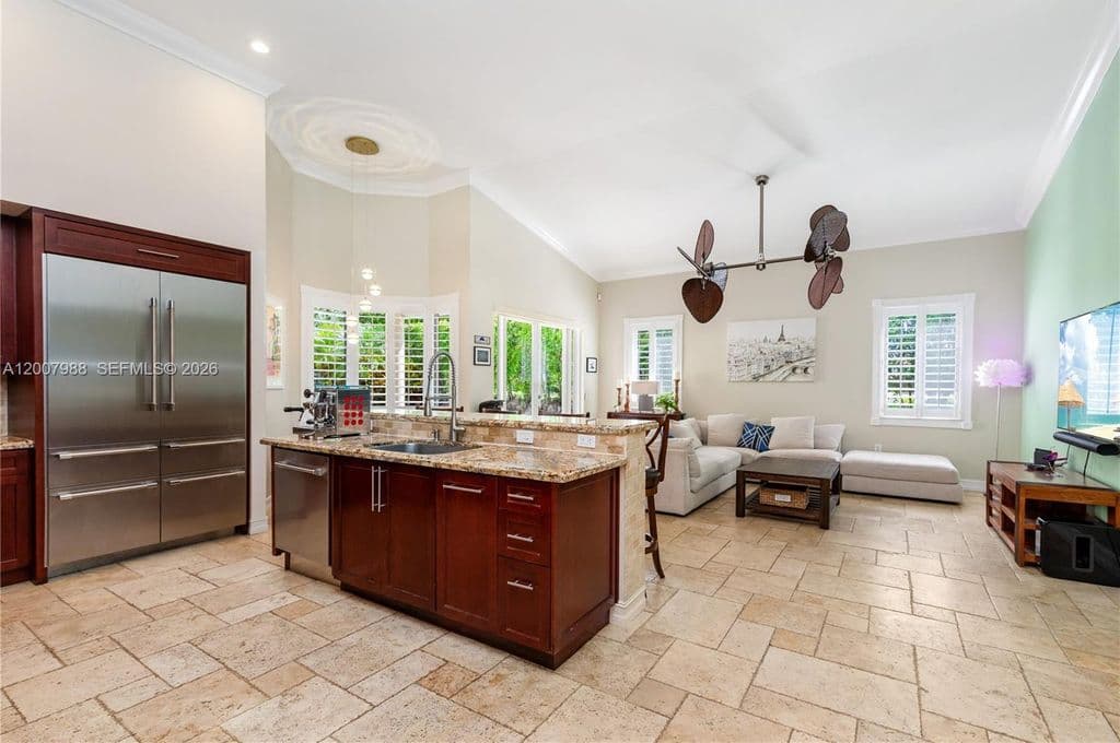 4+1 Müstakil ev — 14831 SW 95th Ct