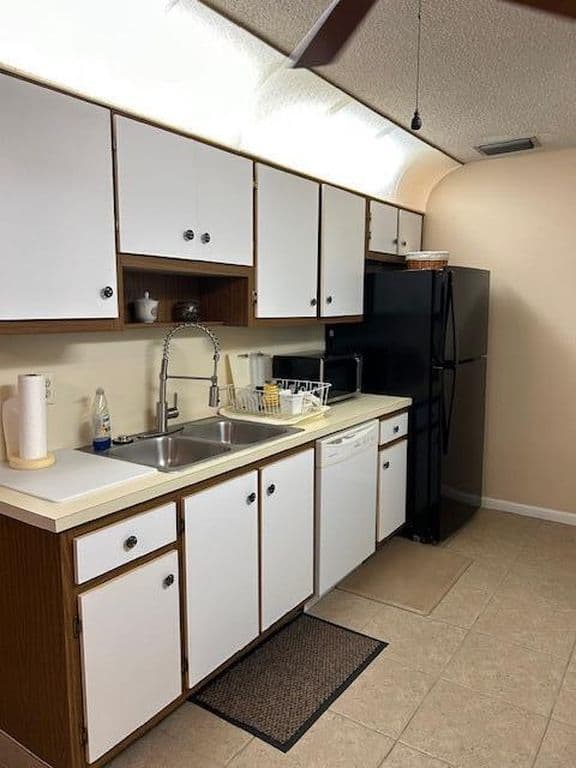 2+1 Müstakil ev — 3489 Rossi Court