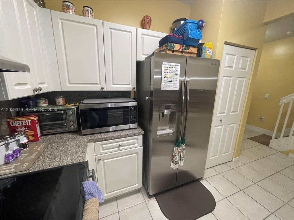 3-bedroom Property — 904 NW 100th Ave