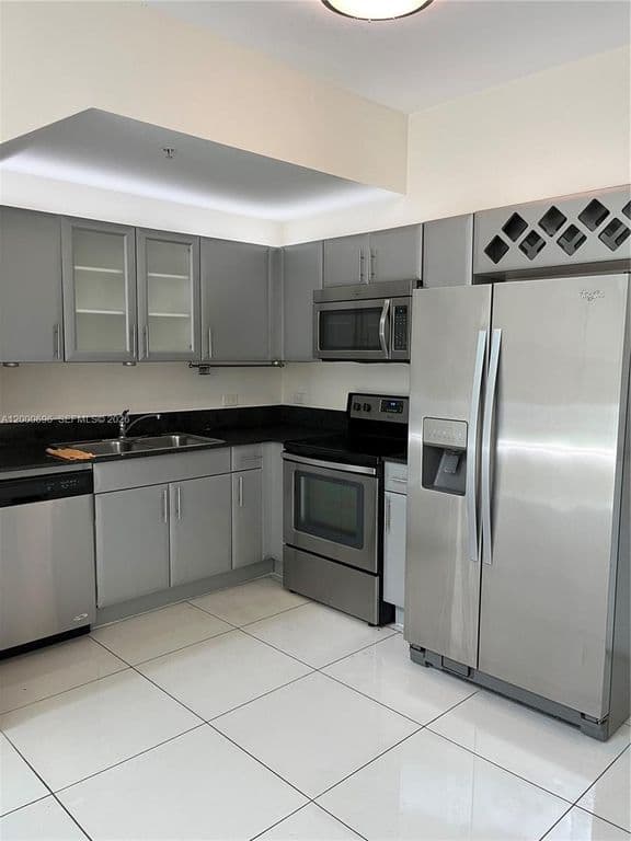 2+1 Condo — 1871 NW South River Dr #A03