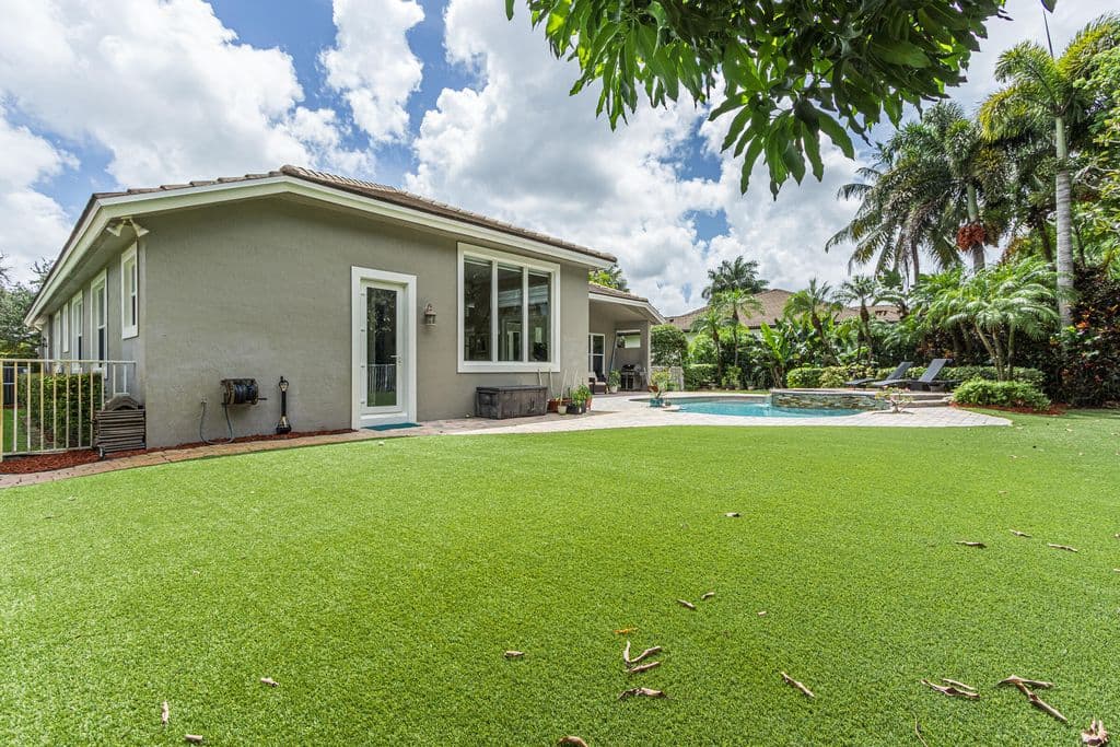 5+1 Müstakil ev — 6493 NW 105th Terrace