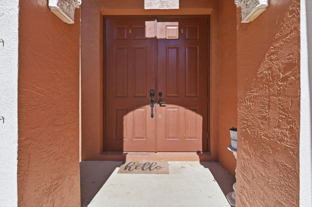 4-bedroom Single-Family Home — 9709 Wyeth Court