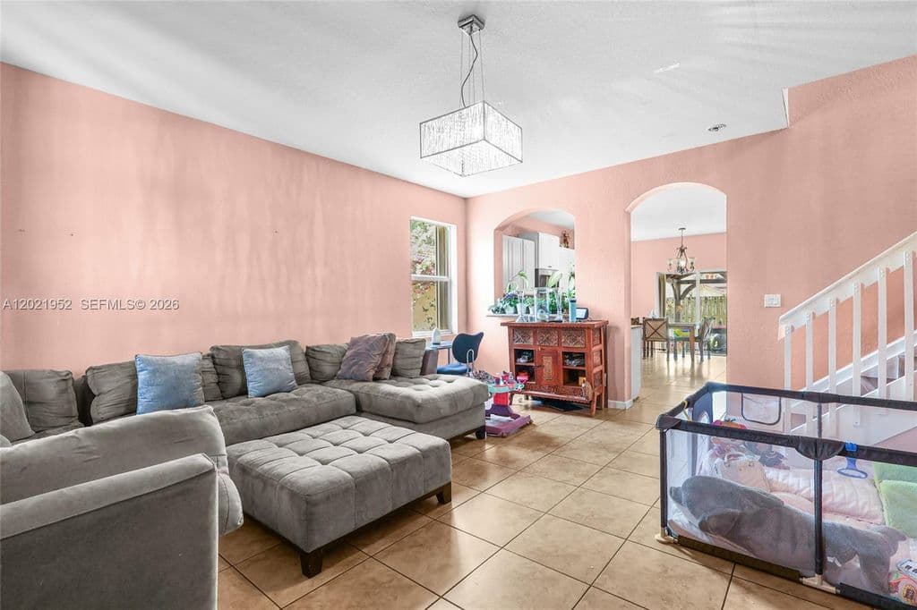 5+1 Müstakil ev — 8956 SW 215th Ter