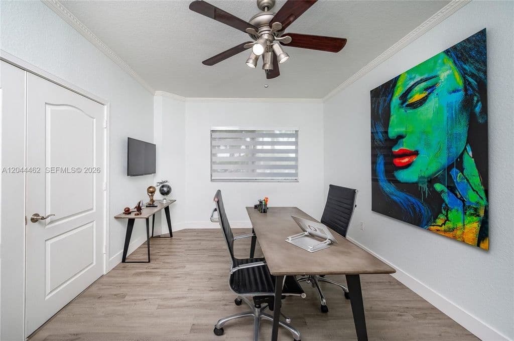 3-bedroom Condo — 10700 NW 66th St APT 204