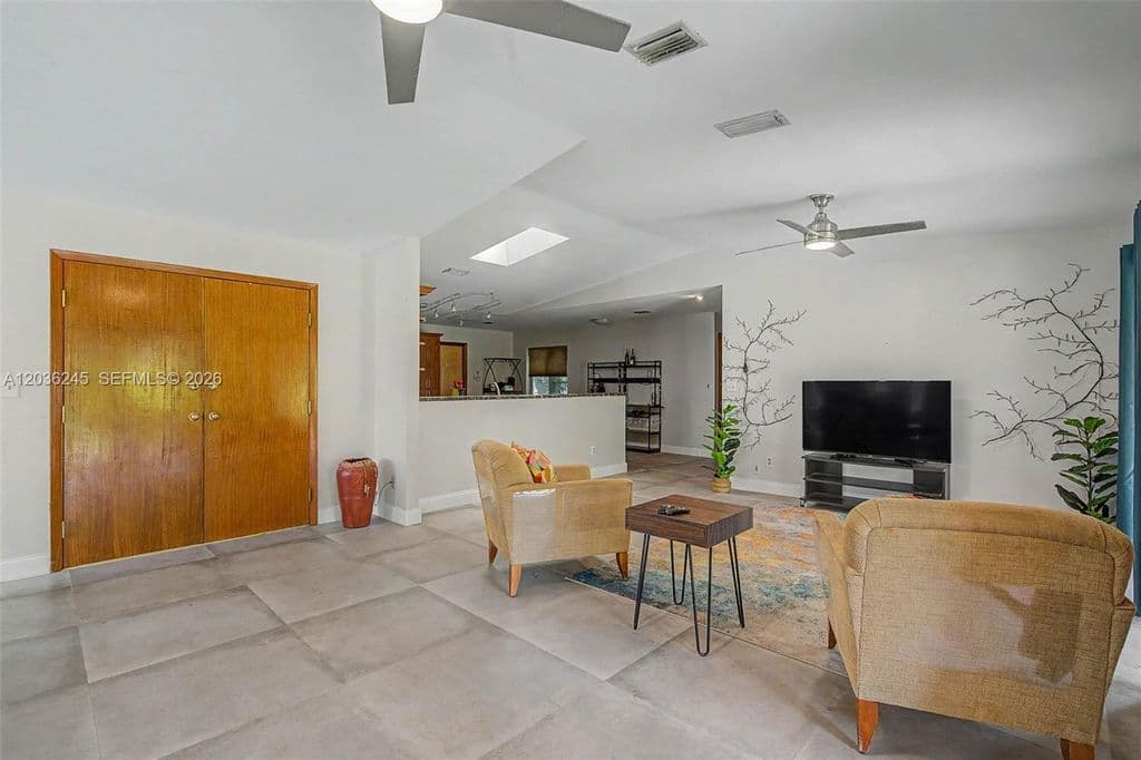 3-bedroom Single-Family Home — 15741 SW 147th Ct