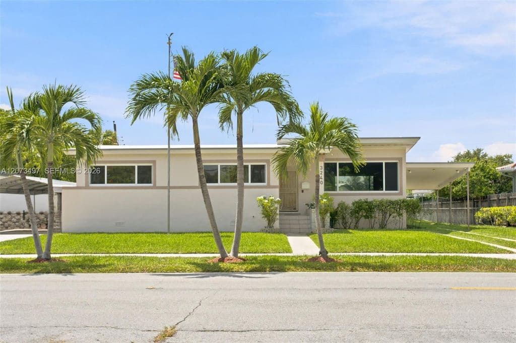 3+1 Müstakil ev — 3240 SW 84th Ave