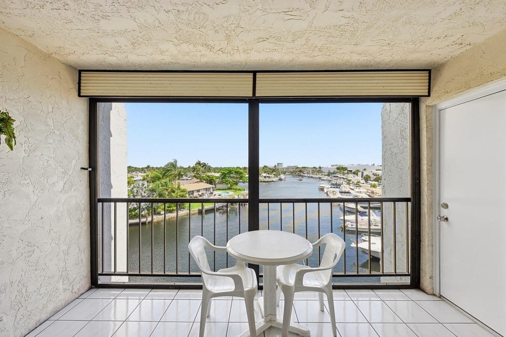 2-bedroom Condo — 777 S Federal Highway #O406
