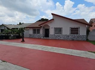 5+1 Müstakil ev — 14531 SW 97th St, Miami, 33186