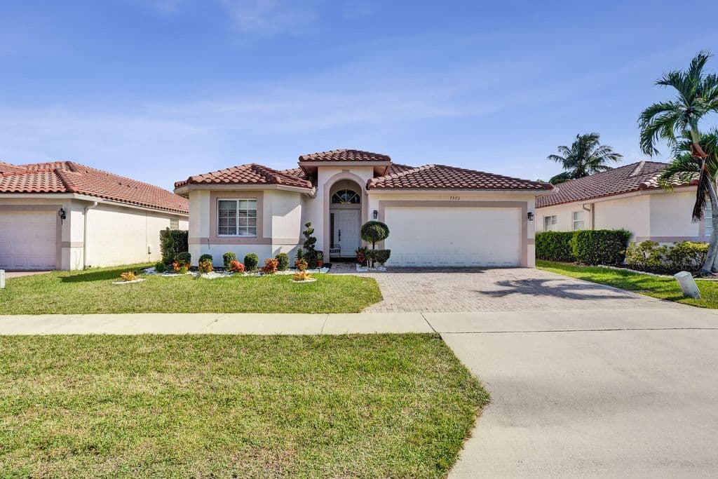 3-bedroom Single-Family Home — 7572 Parkside Lane