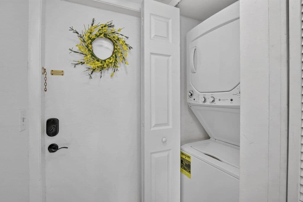 2+1 Condo — 2793 NW 104th Avenue #203