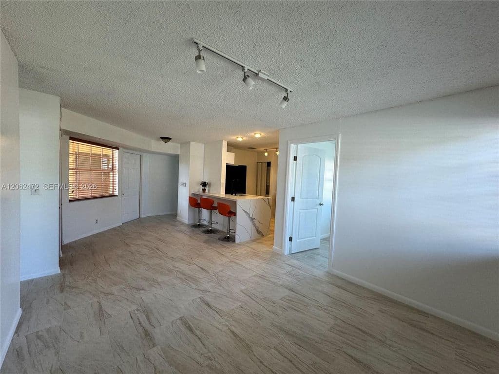 2-bedroom Condo — 8630 SW 3rd St APT 101