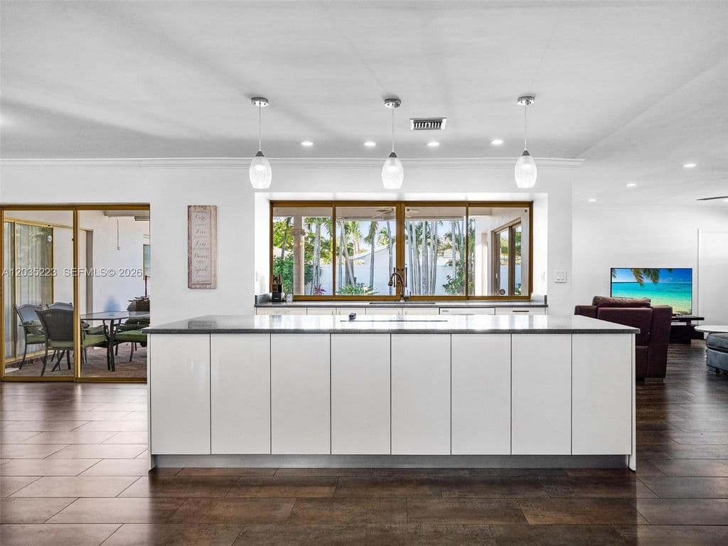 4+1 Müstakil ev — 3610 N 53rd Ave