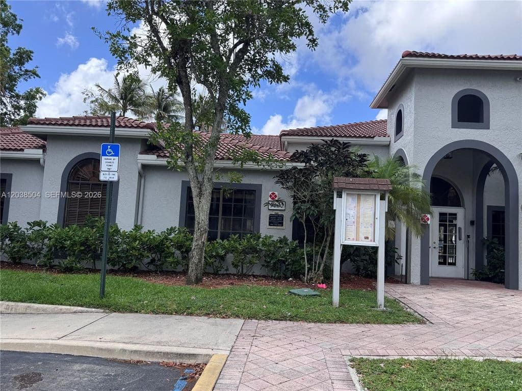 3+1 Condo — 9100 W Atlantic Blvd APT 622
