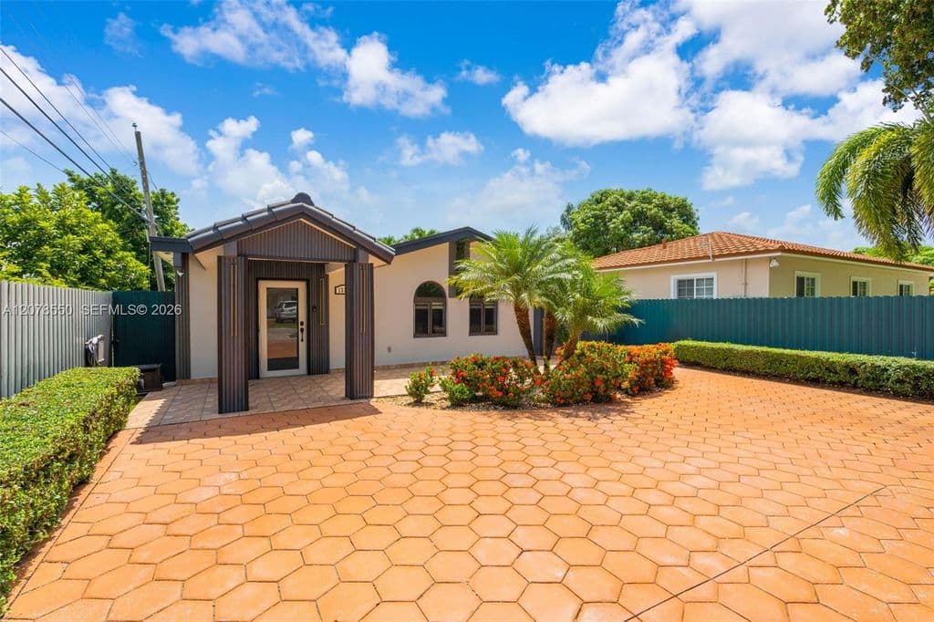 4-bedroom Single-Family Home — 1327 SW 72nd Ave