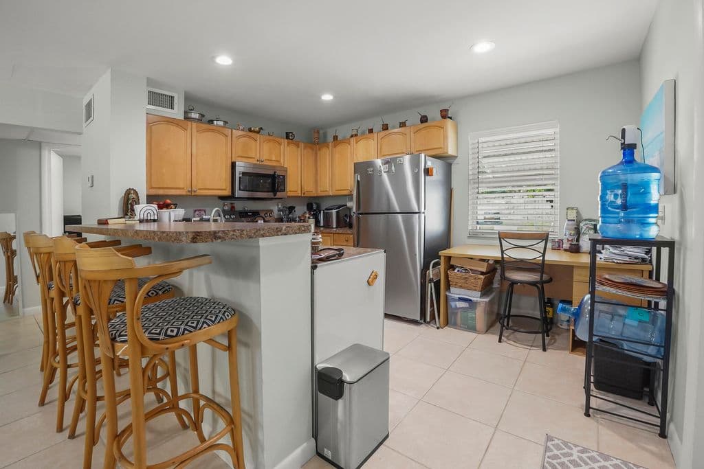 2-bedroom Single-Family Home — 3231 Vassallo Avenue
