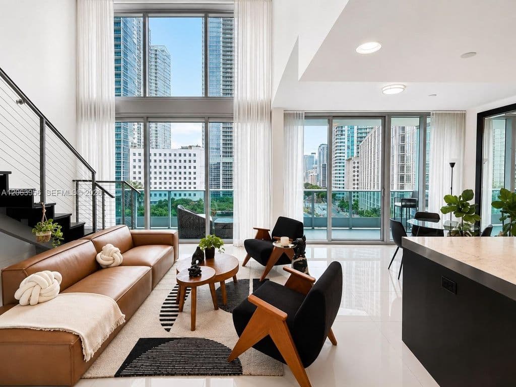 2+1 Condo — 200 Biscayne Boulevard Way APT 503