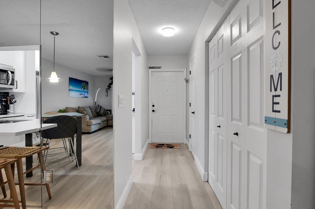 2-bedroom Property — 530 WESTREE Lane #530