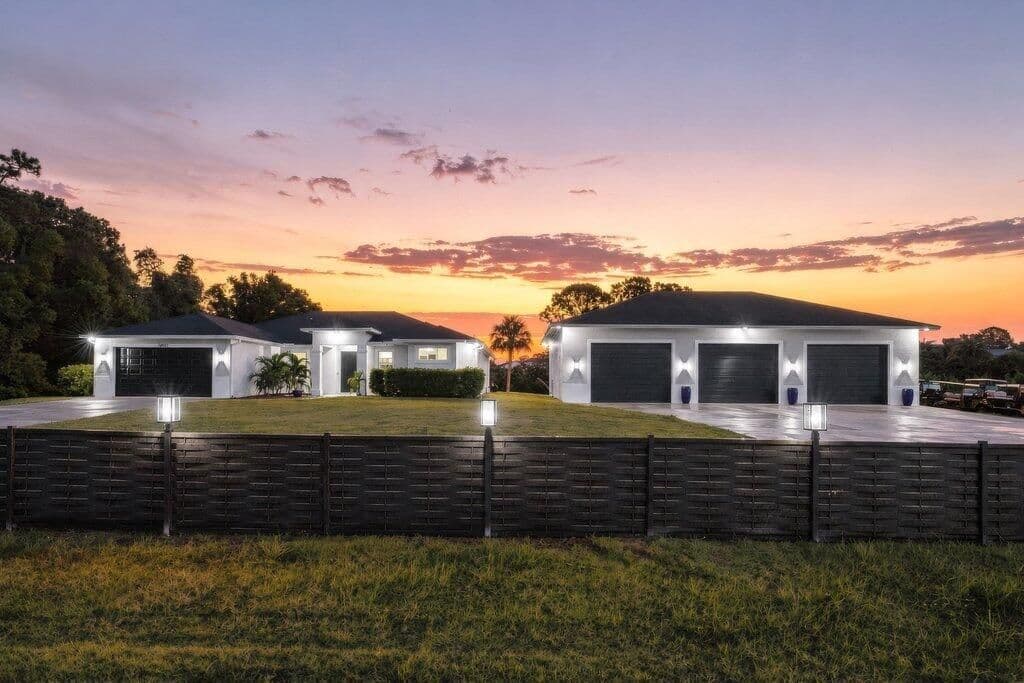 4-bedroom Single-Family Home — 12291 70th Place N
