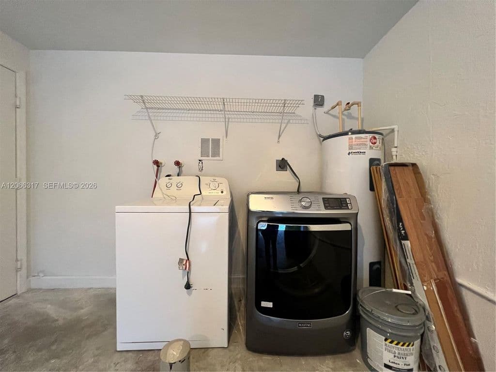3-bedroom Property — 8564 SW 214th Way