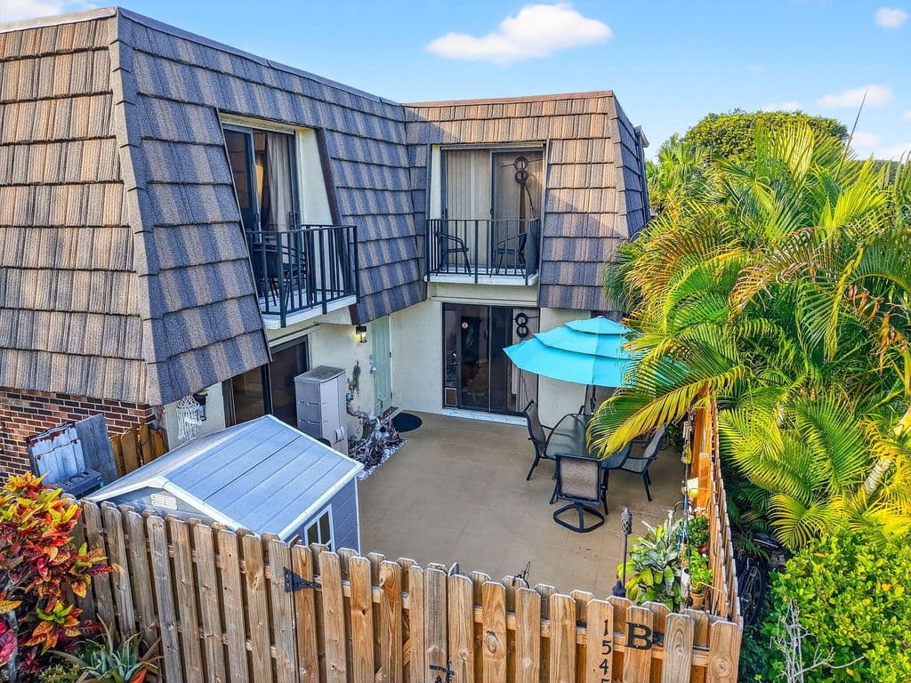 3-bedroom Property — 1545 W Forest Lakes Circle W #B