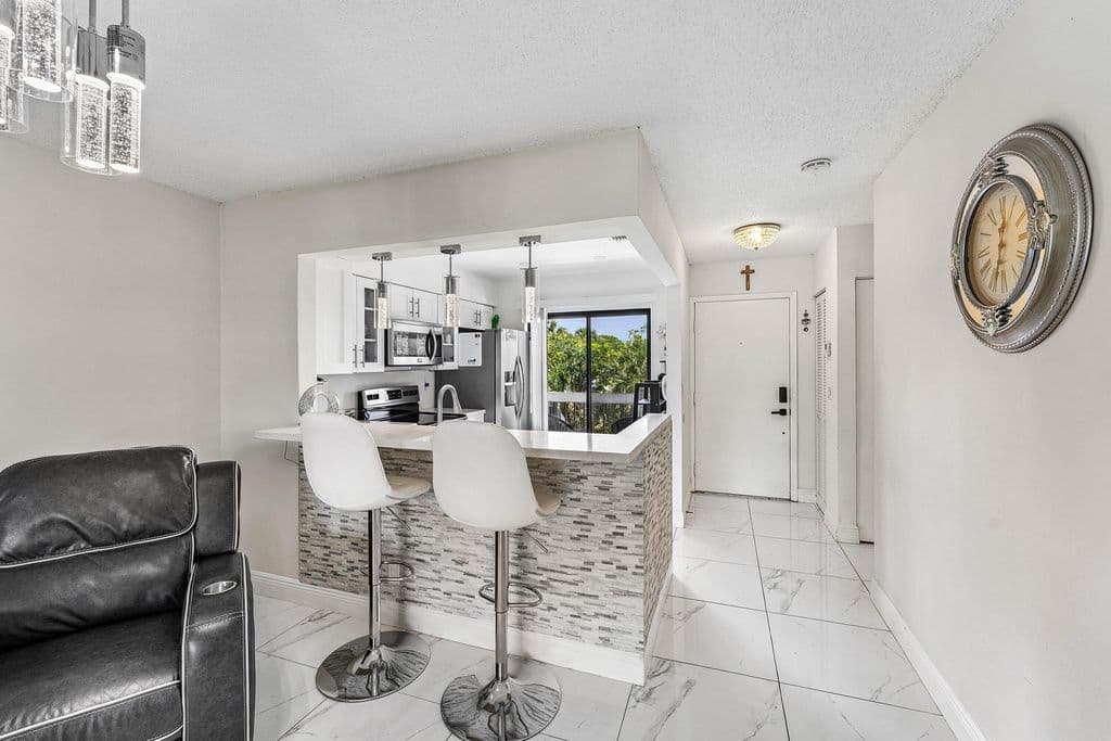 2-bedroom Condo — 3220 Frederick Boulevard #49u