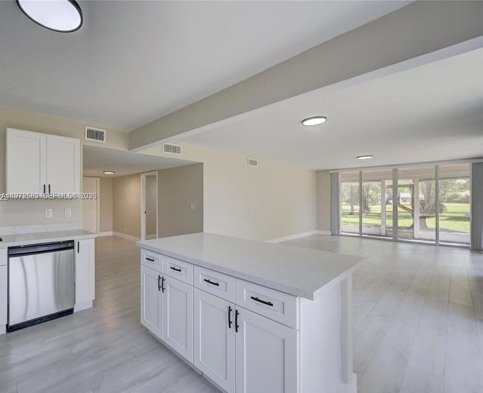 3+1 Condo — 7582 NW 86th Ter APT 104