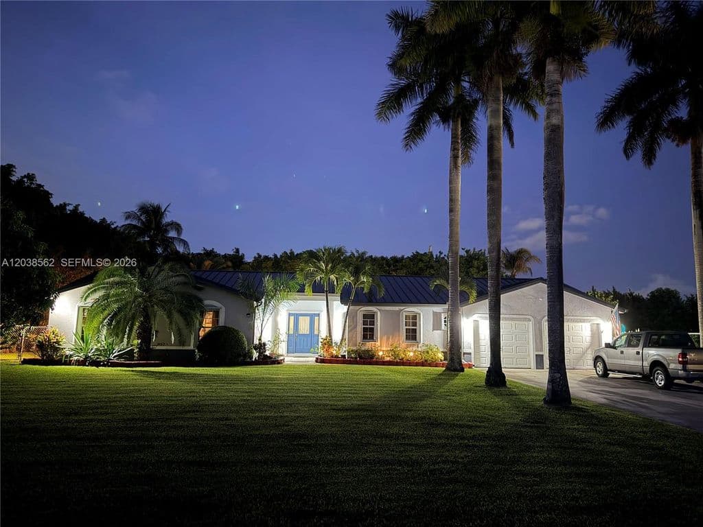 4+1 Müstakil ev — 28241 SW 157th Ct