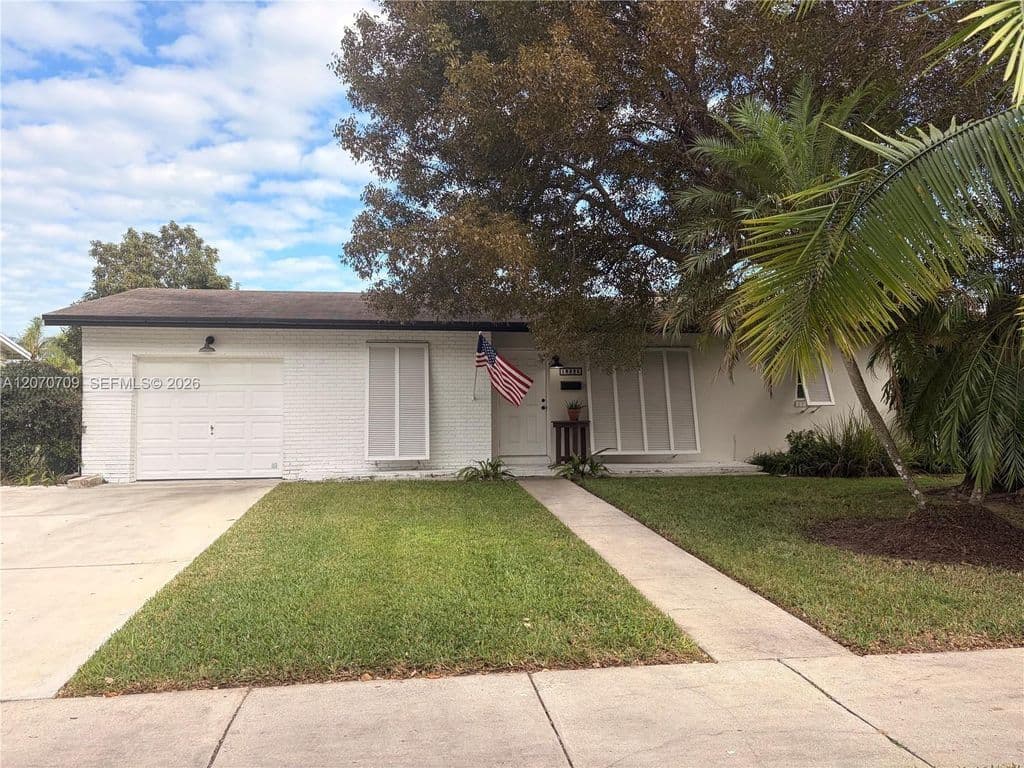3+1 Müstakil ev — 18225 SW 94th Ave