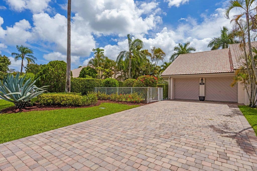 2-bedroom Property — 9722 Erica Court
