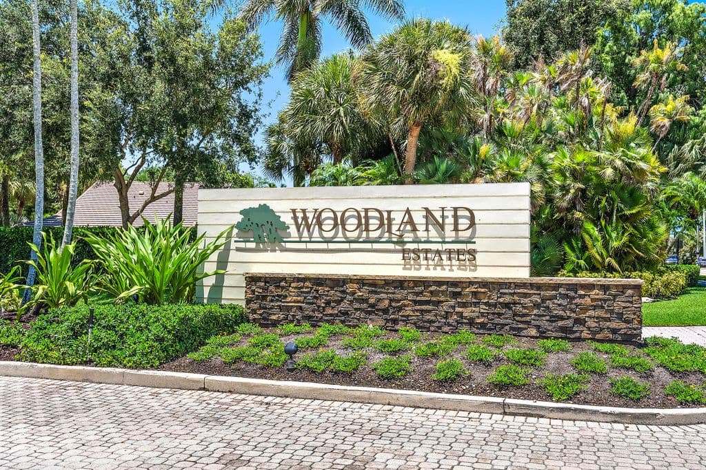 3-bedroom Single-Family Home — 5794 Lonewood Court