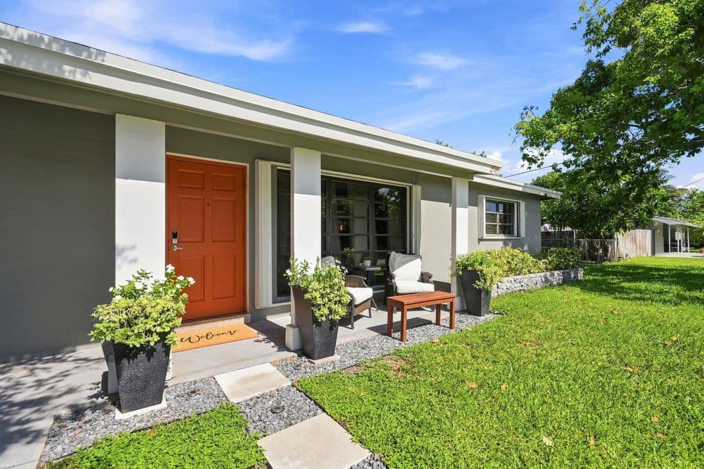 3+1 Müstakil ev — 496 NW 47TH Court